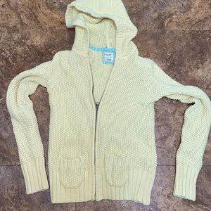 Large yellow girls sweater with hoodie and pockets